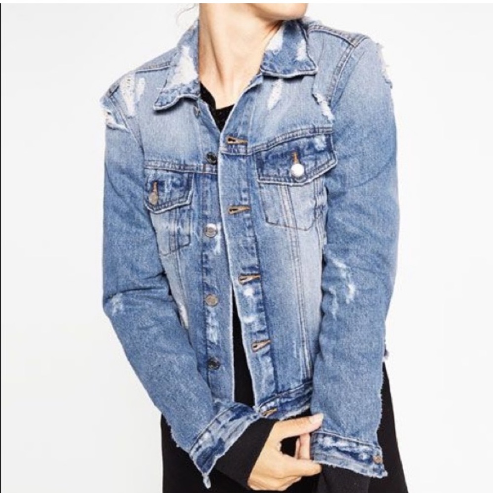 Zara Distressed Denim‎ Blue Jean Jacket Small